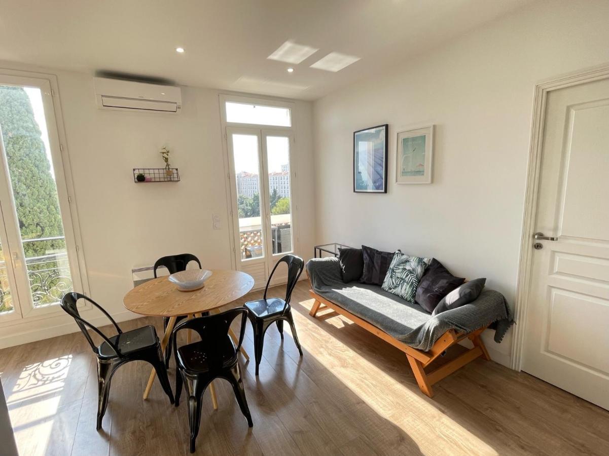 Renting - Cambrai - Luxurious Sea View Terrasse - King Bed - Parking - Ac - Fully Equipped Apartment Nice