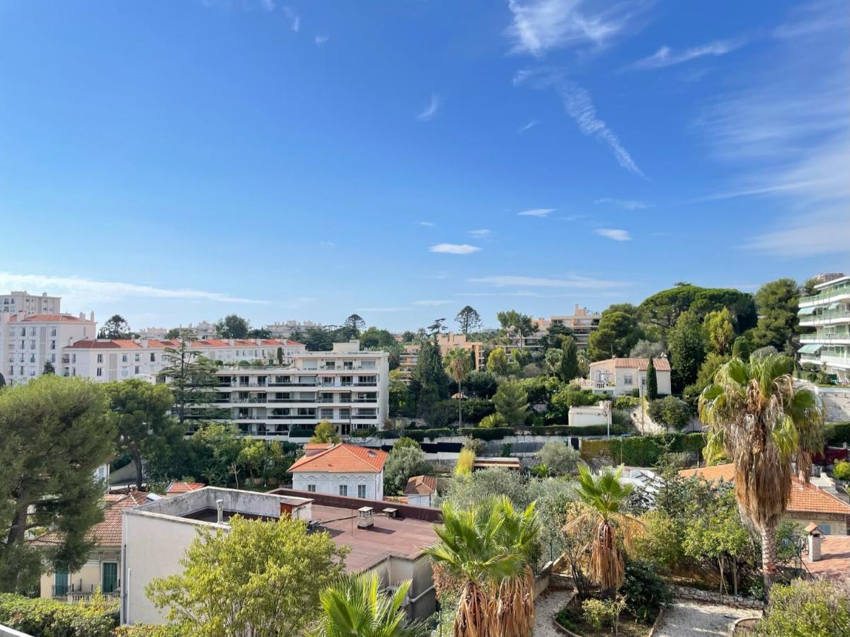 Apartment Renting - Cambrai - Luxurious Sea View Terrasse - King Bed - Parking - Ac - Fully Equipped Nice